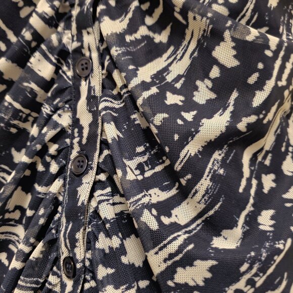 Cable & Gauge Blue Patterned Sleeveless Button Front V-Neck Collared Top - M - Picture 7 of 11